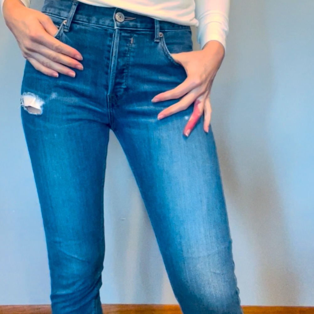 Mid rise jeans